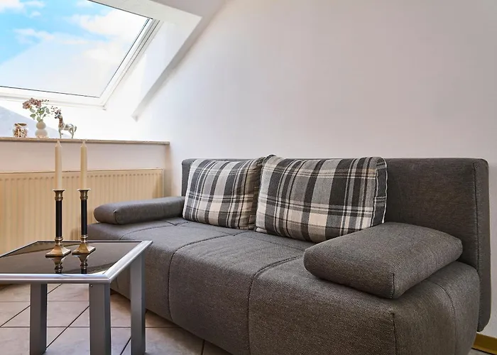 Traberhof - Landurlaub In Seiner Schoensten Form - Freies Reiten Inbegriffen - Hunde Willkommen - Sauna Im Haus - Kanuverleih - Tolle Radwege - Deich In Sichtweite