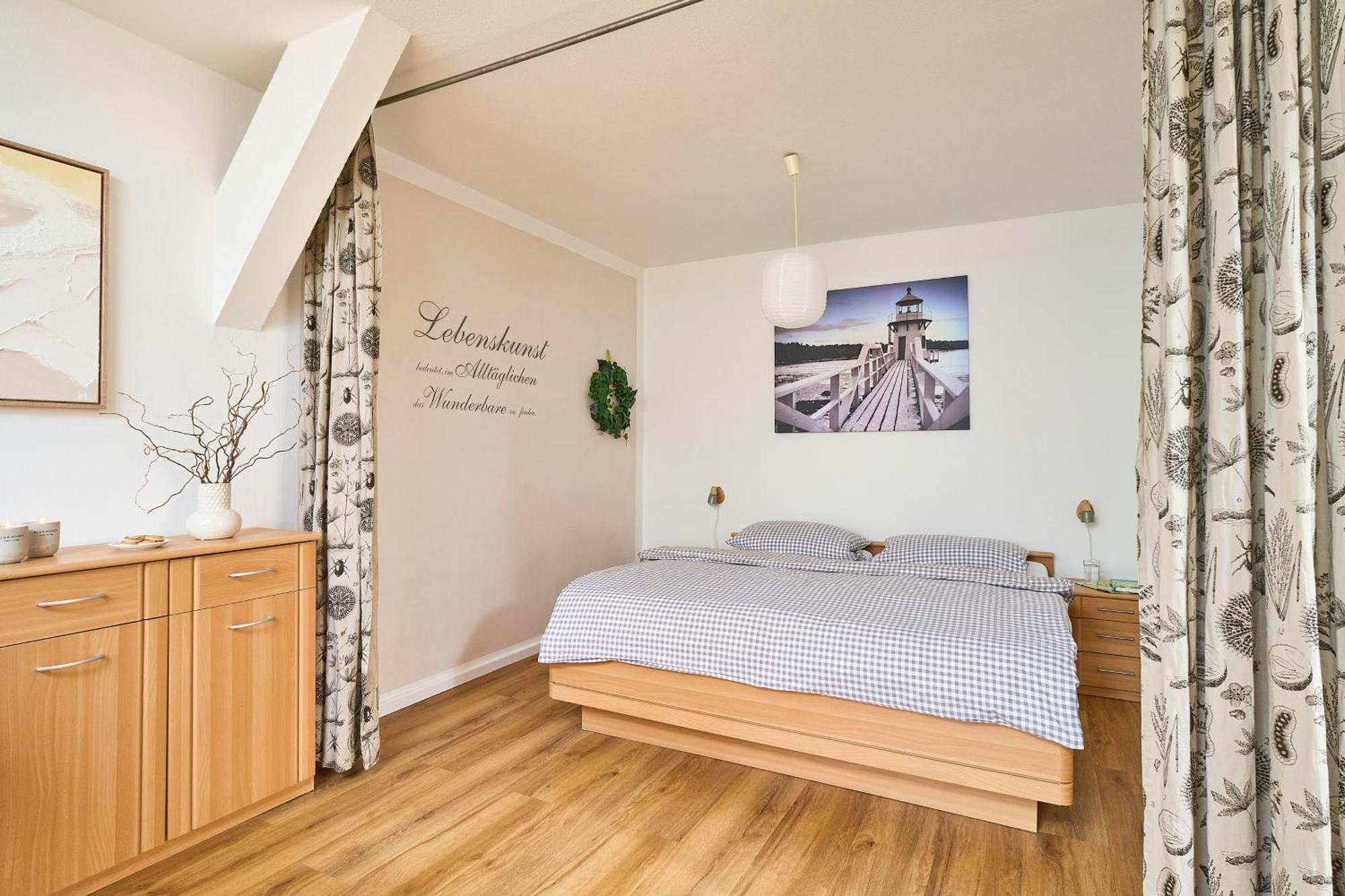 Traberhof - Landurlaub In Seiner Schoensten Form - Freies Reiten Inbegriffen - Hunde Willkommen - Sauna Im Haus - Kanuverleih - Tolle Radwege - Deich In Sichtweite Séjour à la campagne Schillig